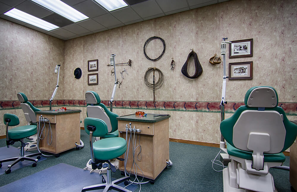 thomas orthodontics treatment room